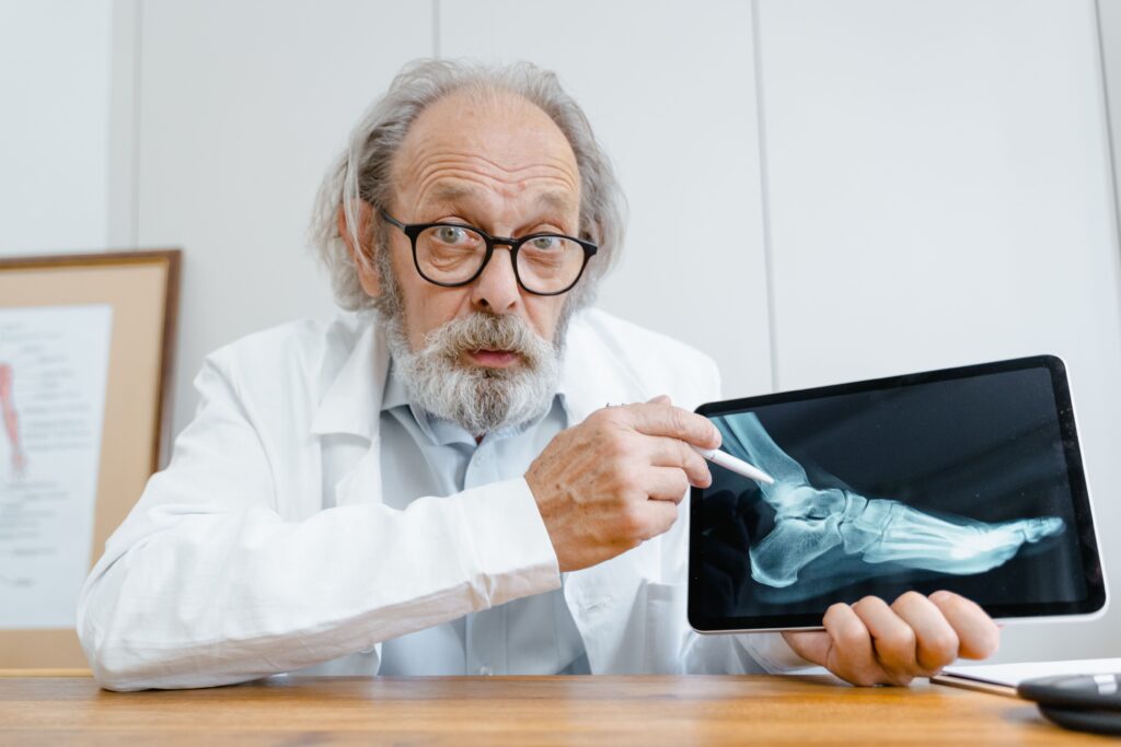Arthritis Pain in Ireland: Best Supplements, Clinics, and Lifestyle Changes That Actually Help